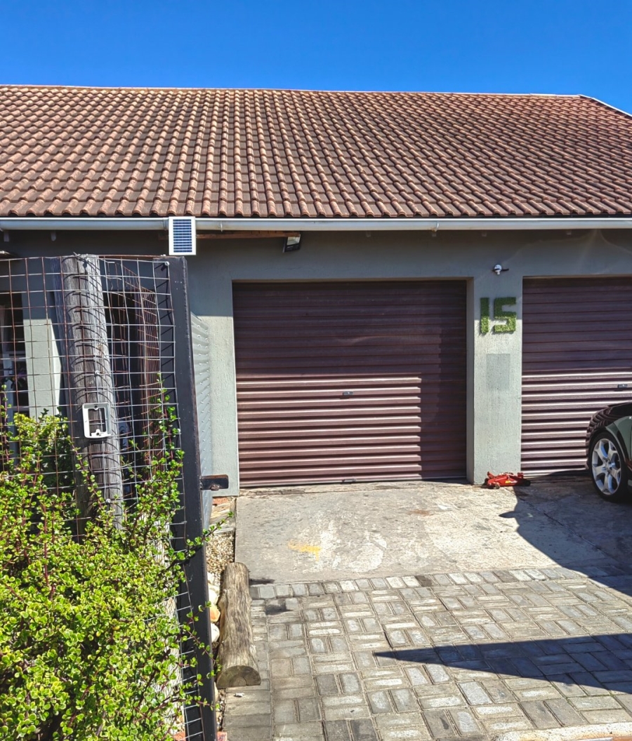 3 Bedroom Property for Sale in C Place Eastern Cape